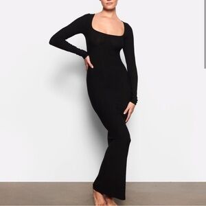 SKIMS Soft Lounge Black Dress Long M